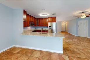 147 Hourglass Dr, Venice, FL 34293 - Photo 8