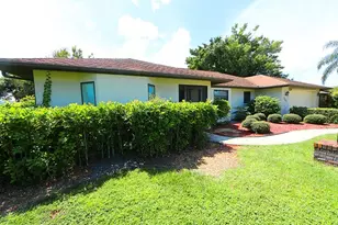 147 Hourglass Dr, Venice, FL 34293 - Photo 1