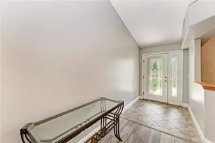 13615 4th Ave NE, Bradenton, FL 34212 - Photo 4