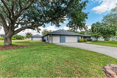 13615 4th Avenue NE, Bradenton, FL 34212 - Photo 2
