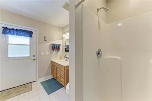 13615 4th Ave NE, Bradenton, FL 34212 - Photo 32