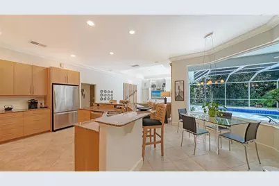 5325 Anthony Lane, Sarasota, FL 34233 - Photo 14