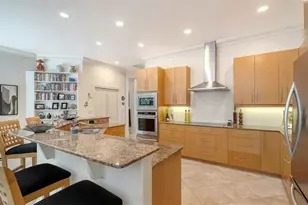 5325 Anthony Ln, Sarasota, FL 34233 - Photo 20