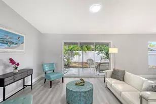 4054 Palau Dr, Sarasota, FL 34241 - Photo 6