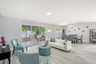 4054 Palau Dr, Sarasota, FL 34241 - Photo 8