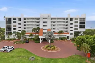 4545 Gulf of Mexico Dr, Longboat Key, FL 34228 - Photo 4