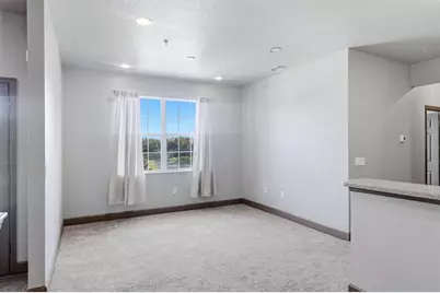 8098 Moonstone Drive #17-203, Sarasota, FL 34233 - Photo 10