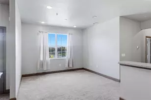8098 Moonstone Dr, Sarasota, FL 34233 - Photo 10