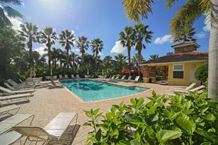 8098 Moonstone Dr, Sarasota, FL 34233 - Photo 46