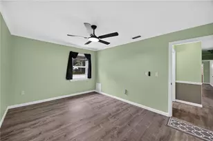 1305 Greenfield Cir, Venice, FL 34292 - Photo 36