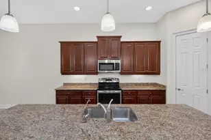 1093 Bluffwood Dr, Nokomis, FL 34275 - Photo 18