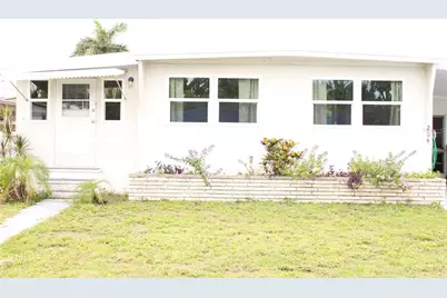 204 50th Avenue Drive W, Bradenton, FL 34207 - Photo 1