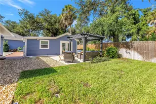 2635 Hyde Park St, Sarasota, FL 34239 - Photo 56