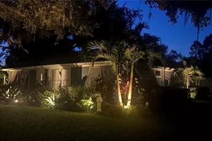 2635 Hyde Park St, Sarasota, FL 34239 - Photo 2