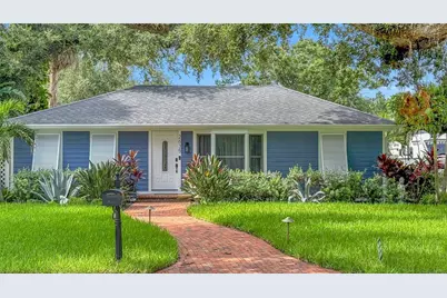 2635 Hyde Park Street, Sarasota, FL 34239 - Photo 4