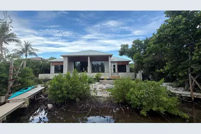 3441 Gulfmead Drive, Sarasota, FL 34242 - Photo 18