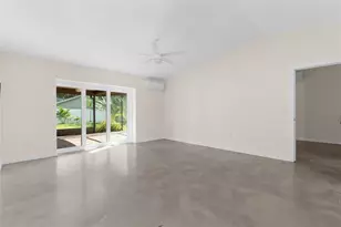 4250 Marlowe Dr, Sarasota, FL 34241 - Photo 2