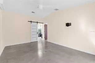 4250 Marlowe Dr, Sarasota, FL 34241 - Photo 4