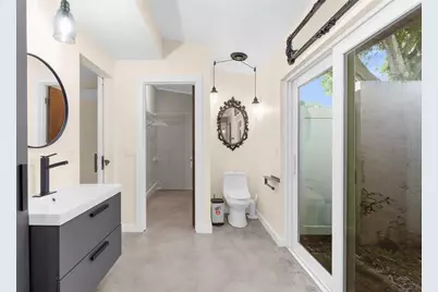 4250 Marlowe Drive, Sarasota, FL 34241 - Photo 6