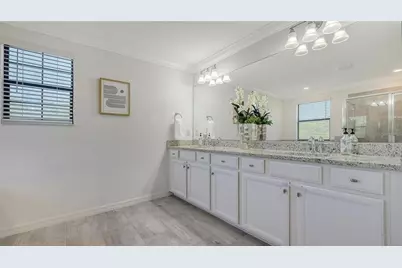 12801 Cinqueterre Drive, Venice, FL 34293 - Photo 32