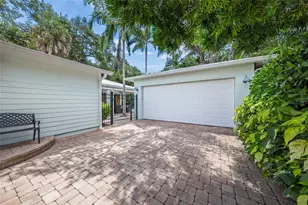 2440 Arlington St, Sarasota, FL 34239 - Photo 50