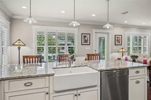 2440 Arlington St, Sarasota, FL 34239 - Photo 12