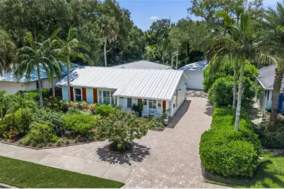 2440 Arlington Street, Sarasota, FL 34239 - Photo 2