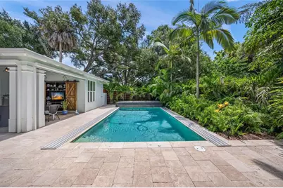 2440 Arlington Street, Sarasota, FL 34239 - Photo 6