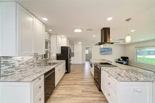 2011 37th St W, Bradenton, FL 34205 - Photo 14