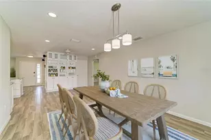 2011 37th St W, Bradenton, FL 34205 - Photo 14