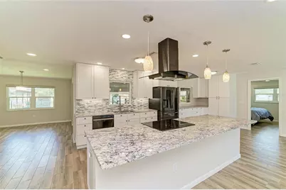 2011 37th Street W, Bradenton, FL 34205 - Photo 10