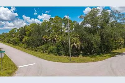 14068 Carrie Avenue, Port Charlotte, FL 33953 - Photo 4