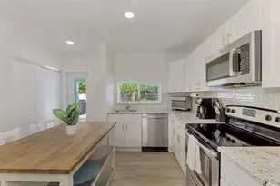 1731 Redwood St, Sarasota, FL 34231 - Photo 18