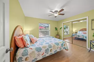 911 Southern Pine Ln, Sarasota, FL 34243 - Photo 22