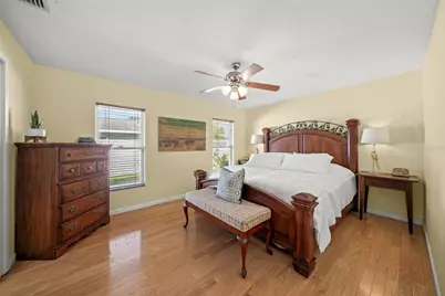 911 Southern Pine Lane, Sarasota, FL 34243 - Photo 18