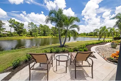 7215 Chatsworth Court, Bradenton, FL 34201 - Photo 2