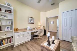 8053 Stirling Falls Cir, Sarasota, FL 34243 - Photo 8
