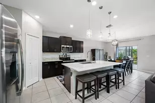 6022 Tremeza Pl, Palmetto, FL 34221 - Photo 2