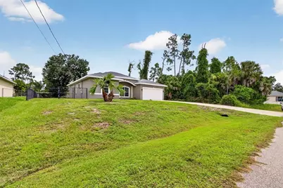 1146 Woodcrest Lane, North Port, FL 34286 - Photo 2