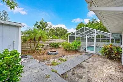 811 Alderwood Way, Sarasota, FL 34243 - Photo 26
