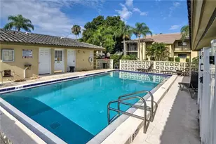 2415 Bayshore Gardens Pkwy, Bradenton, FL 34207 - Photo 30