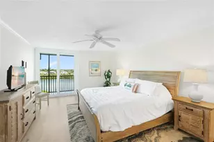 3240 Gulf of Mexico Dr, Longboat Key, FL 34228 - Photo 14
