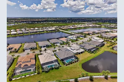 8207 Nevis Run, Lakewood Ranch, FL 34202 - Photo 88
