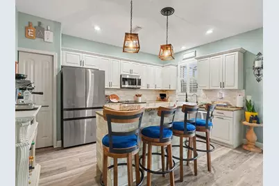 7124 34th Street E, Sarasota, FL 34243 - Photo 14
