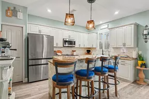 7124 34th St E, Sarasota, FL 34243 - Photo 14