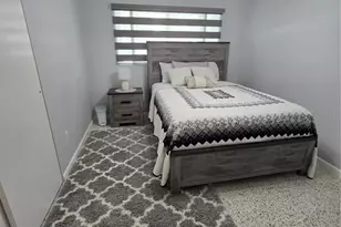 3134 Irving St, Sarasota, FL 34237 - Photo 8