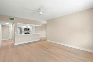 5823 Tidewood Ave, Sarasota, FL 34231 - Photo 4