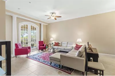 5246 Manorwood Drive #4C, Sarasota, FL 34235 - Photo 4