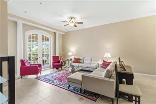 5246 Manorwood Dr, Sarasota, FL 34235 - Photo 4