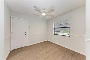 5506 82nd Ave Dr E, Palmetto, FL 34221 - Photo 8